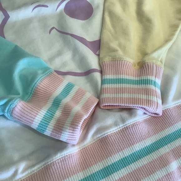 Disney Winnie the Pooh Pastel Sweatshirt Size XL - Picture 6 of 9